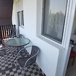 Ferienhaus Papocsi Nyaralo Nr. 38 *