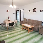 Papocsi Nyaralo Nr. 38 Ferienhaus *